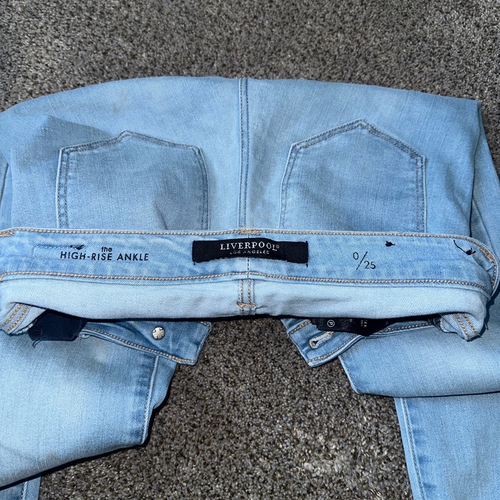 Skinny light blue Jeans